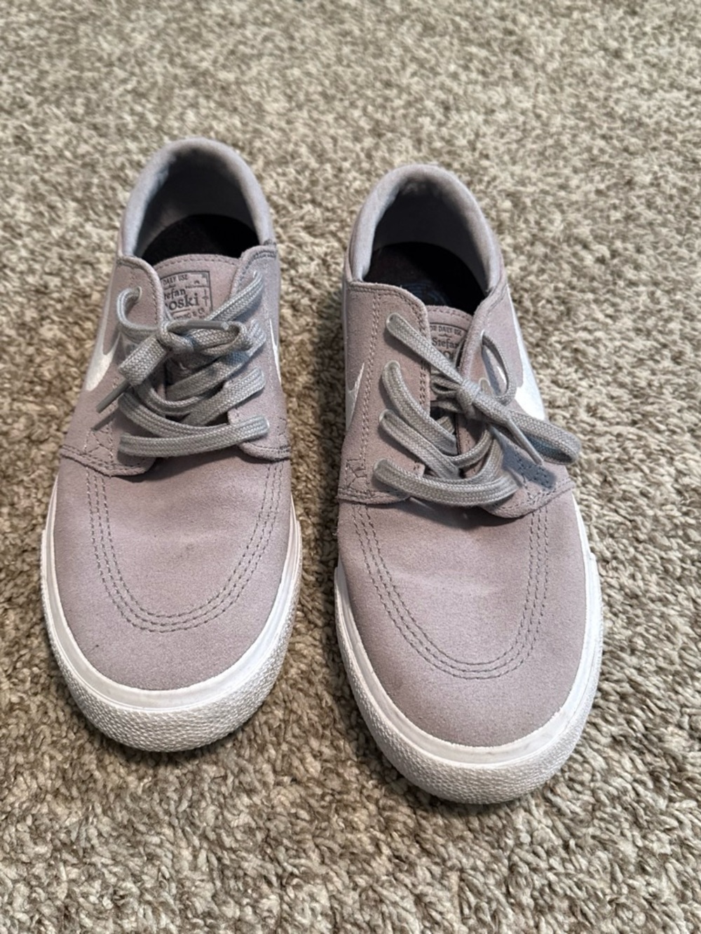 Nike Men's Light Gray Suede Low-Top Sneakers